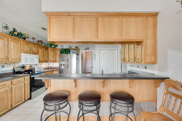 1219 Kiowa Drive E, Gainesville, TX 76240