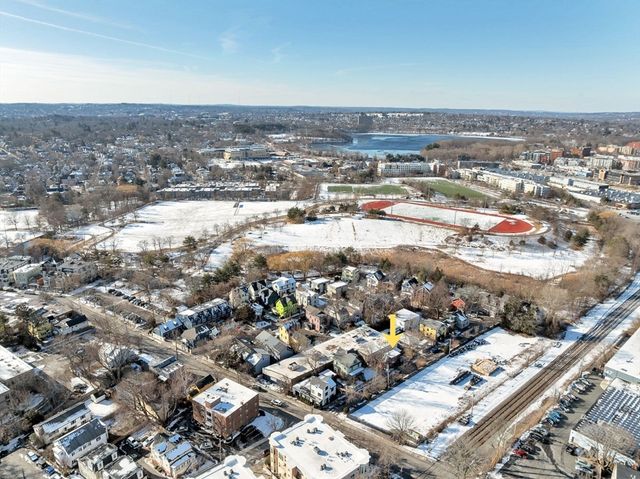 54 Bellis Cir, Cambridge, MA 02140