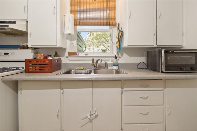 28 Belvedere Drive, Gates, NY 14624