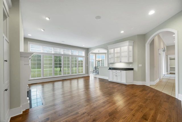 1127 PLEASANT VALLEY DRIVE, Oneida, WI 54155