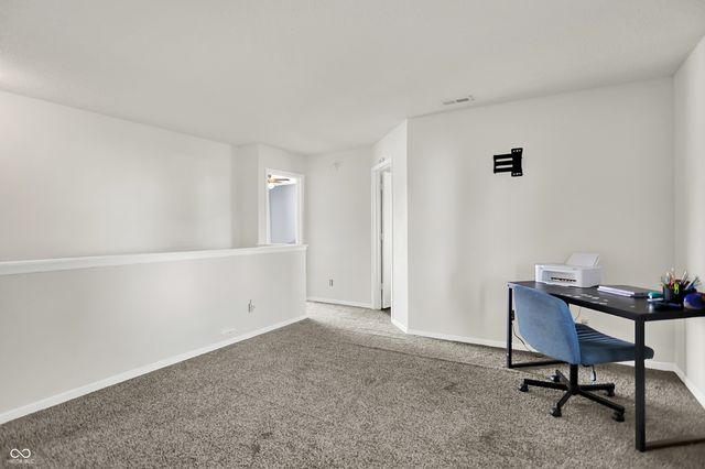 216 Creekside Drive, Danville, IN 46122