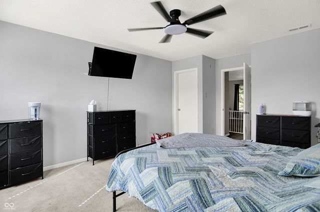 216 Creekside Drive, Danville, IN 46122