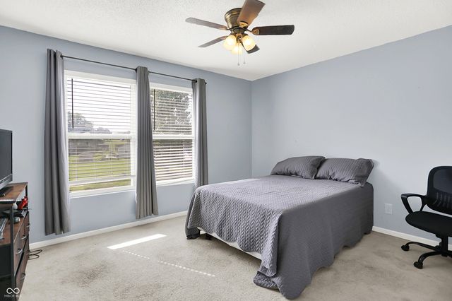 216 Creekside Drive, Danville, IN 46122