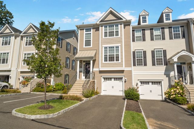 5 Gingham Court 5, Danbury, CT 06810