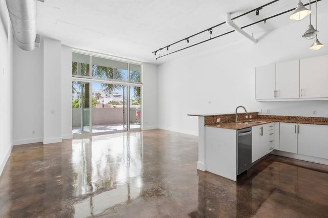 180 NE 4th Avenue 207, Delray Beach, FL 33483
