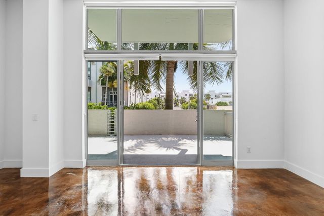 180 NE 4th Avenue 207, Delray Beach, FL 33483