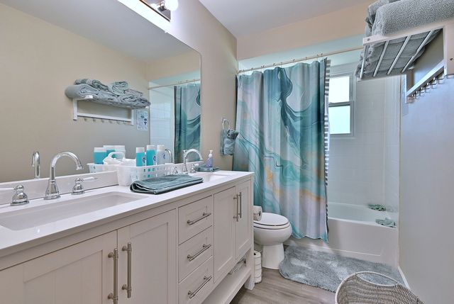 16138 Lockwood Avenue, Oak Forest, IL 60452