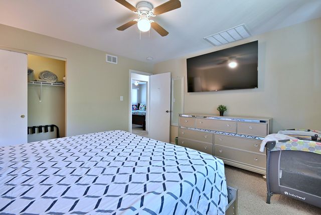 16138 Lockwood Avenue, Oak Forest, IL 60452