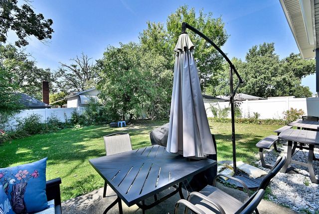 16138 Lockwood Avenue, Oak Forest, IL 60452