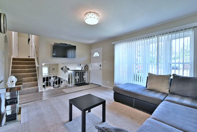 16138 Lockwood Avenue, Oak Forest, IL 60452