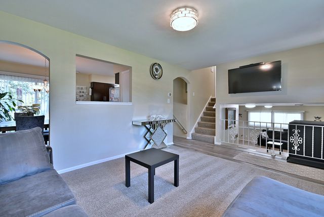 16138 Lockwood Avenue, Oak Forest, IL 60452