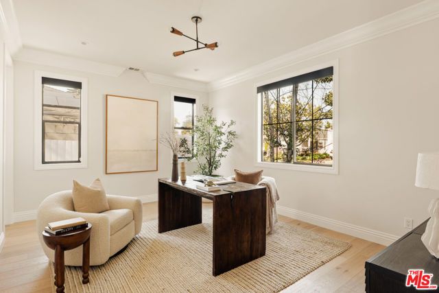 8109 Mcconnell Avenue, Los Angeles, CA 90045