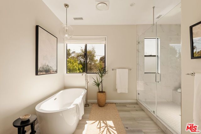 8109 Mcconnell Avenue, Los Angeles, CA 90045