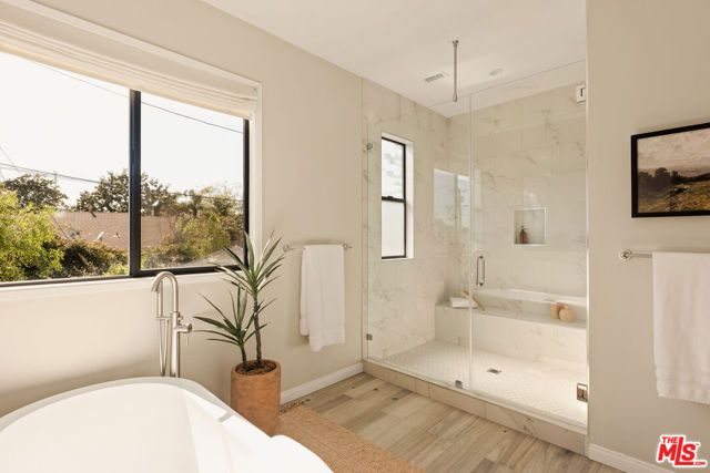 8109 Mcconnell Avenue, Los Angeles, CA 90045