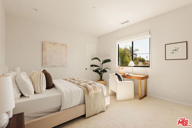 8109 Mcconnell Avenue, Los Angeles, CA 90045