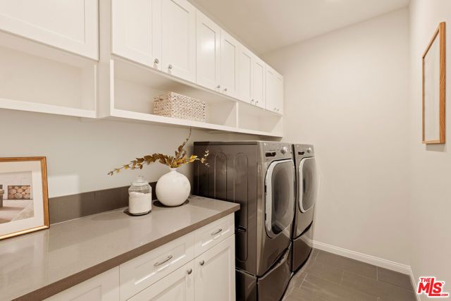 8109 Mcconnell Avenue, Los Angeles, CA 90045