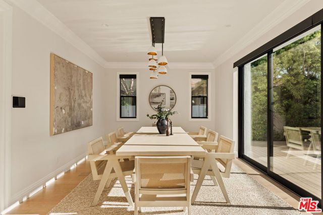 8109 Mcconnell Avenue, Los Angeles, CA 90045