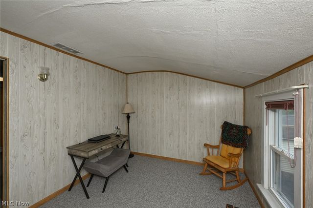 1021 East Boulevard, Aurora, OH 44202