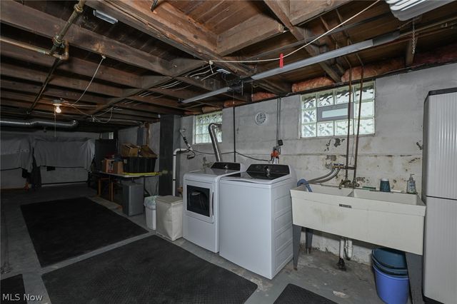 1021 East Boulevard, Aurora, OH 44202