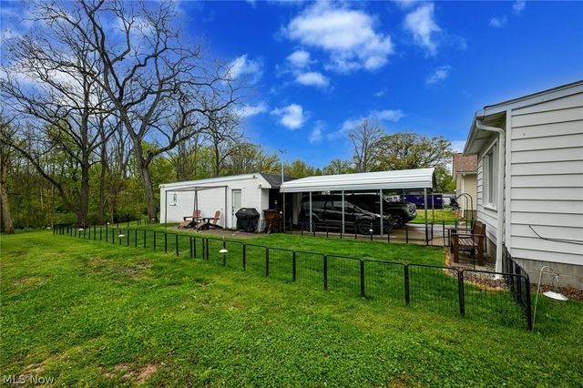 1021 East Boulevard, Aurora, OH 44202