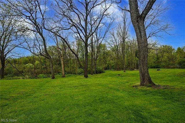 1021 East Boulevard, Aurora, OH 44202