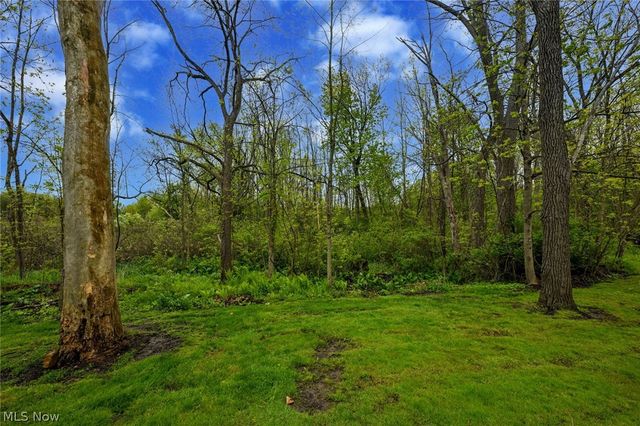 1021 East Boulevard, Aurora, OH 44202