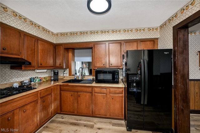 1021 East Boulevard, Aurora, OH 44202