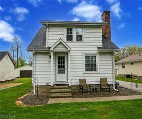 1021 East Boulevard, Aurora, OH 44202