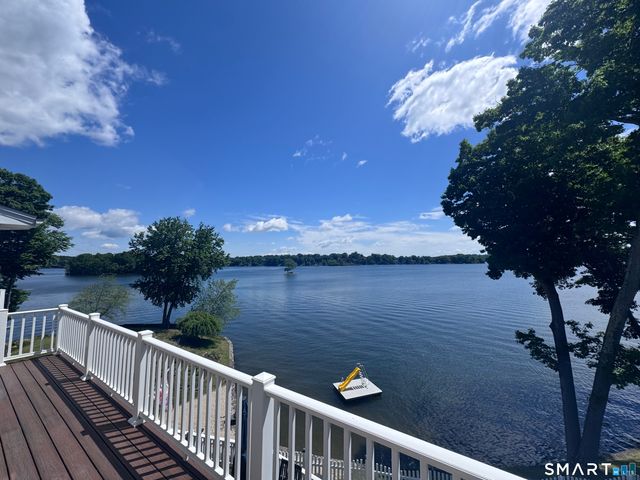 1 Oak Drive, New Fairfield, CT 06812
