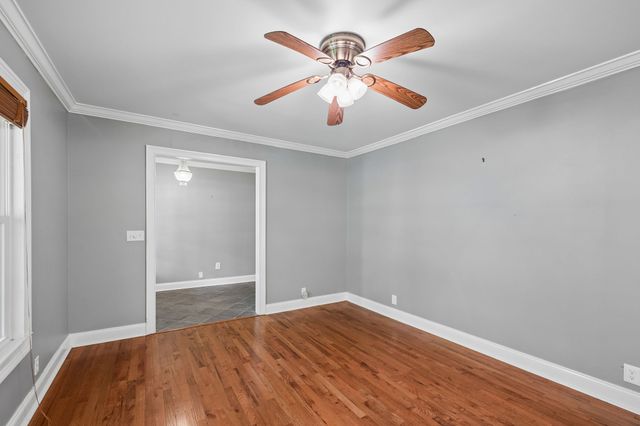 3513 Meadowwood Dr, Murfreesboro, TN 37128