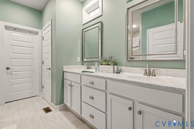 7212 Emerald Point Vis, Midlothian, VA 23120