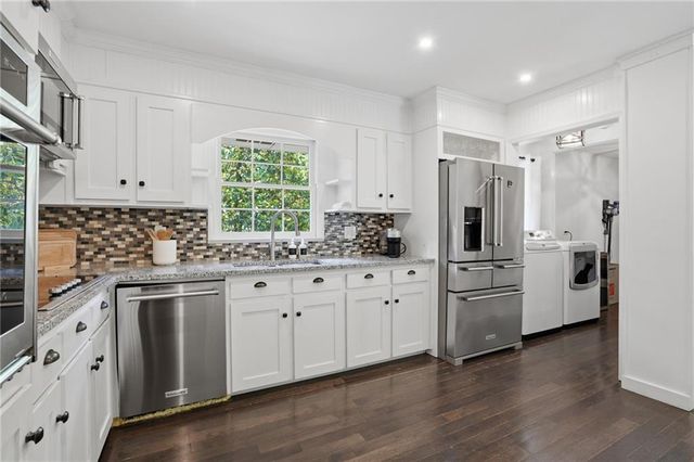 4000 Lower Roswell Road, Marietta, GA 30068