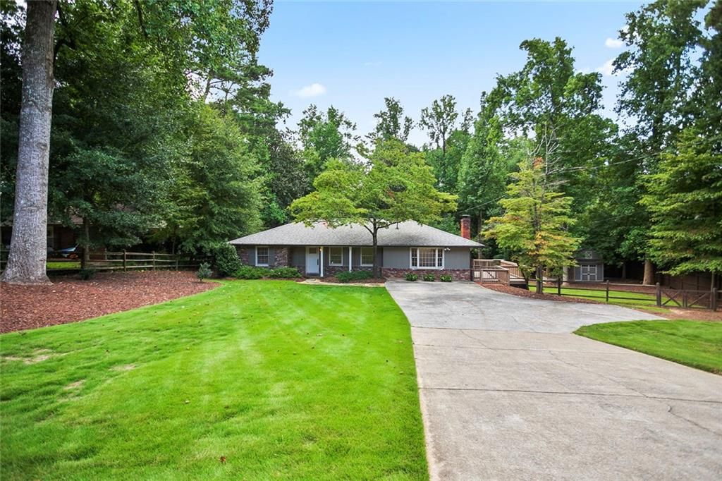 4000 Lower Roswell Road, Marietta, GA 30068