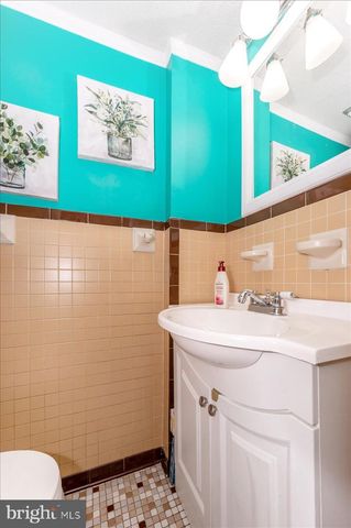 545 DAISY DR, Taneytown, MD 21787