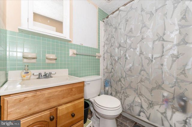 545 DAISY DR, Taneytown, MD 21787