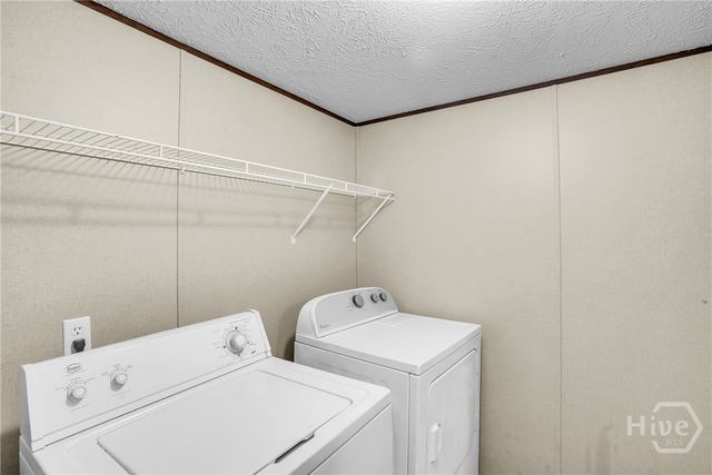 2599 Black Creek Church Rd, Ellabell, GA 31308