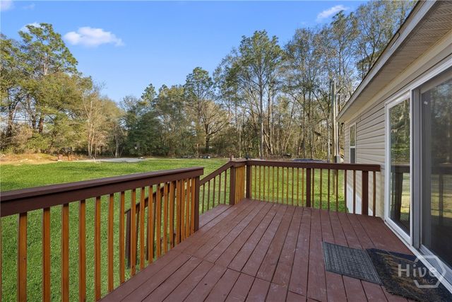 2599 Black Creek Church Rd, Ellabell, GA 31308