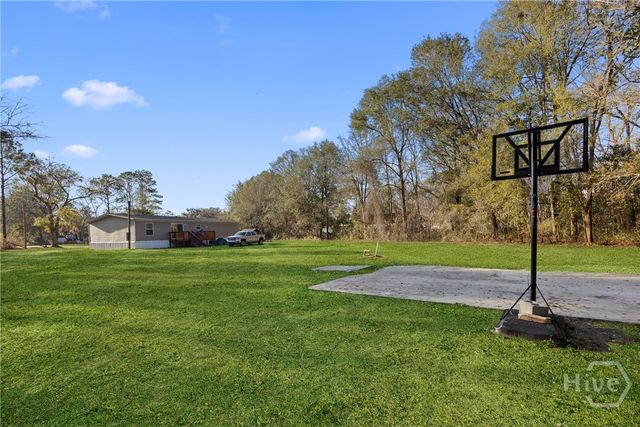 2599 Black Creek Church Rd, Ellabell, GA 31308