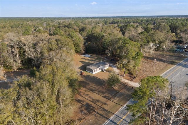 2599 Black Creek Church Rd, Ellabell, GA 31308