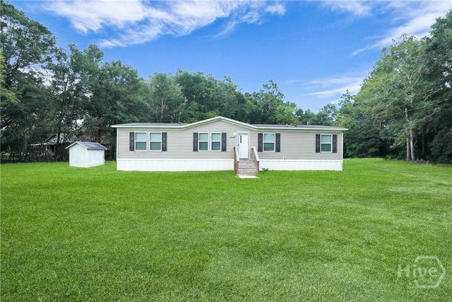 2599 Black Creek Church Rd, Ellabell, GA 31308