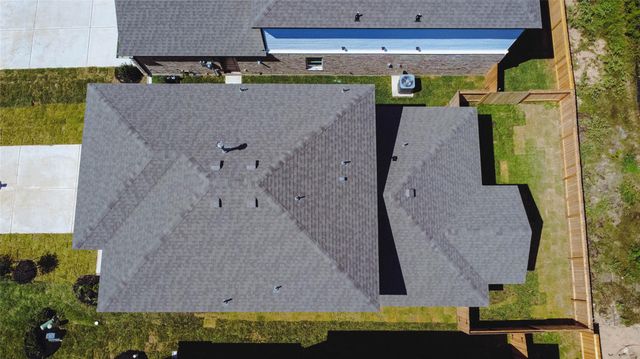 8538 Blueberry Ash St, Magnolia, TX 77354