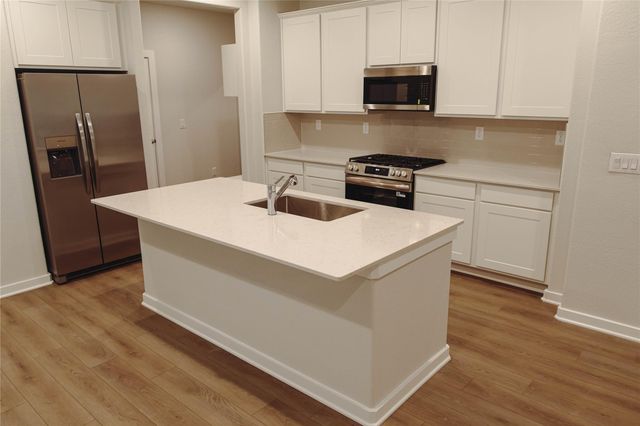 8538 Blueberry Ash St, Magnolia, TX 77354