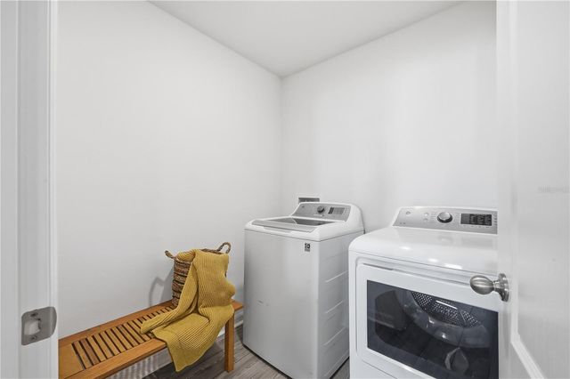 1675 WYNFORD CIRCLE, Tavares, FL 32778