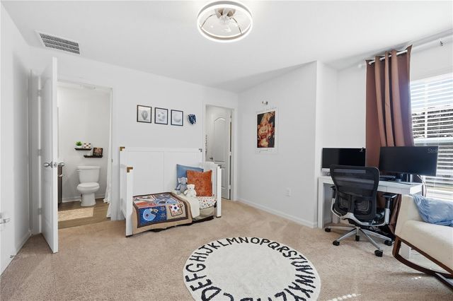 1675 WYNFORD CIRCLE, Tavares, FL 32778