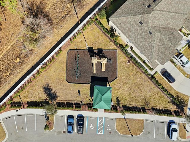 1675 WYNFORD CIRCLE, Tavares, FL 32778