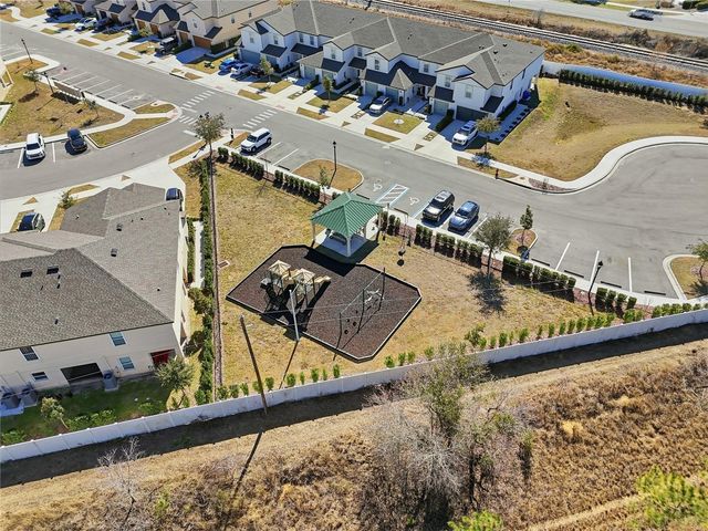 1675 WYNFORD CIRCLE, Tavares, FL 32778