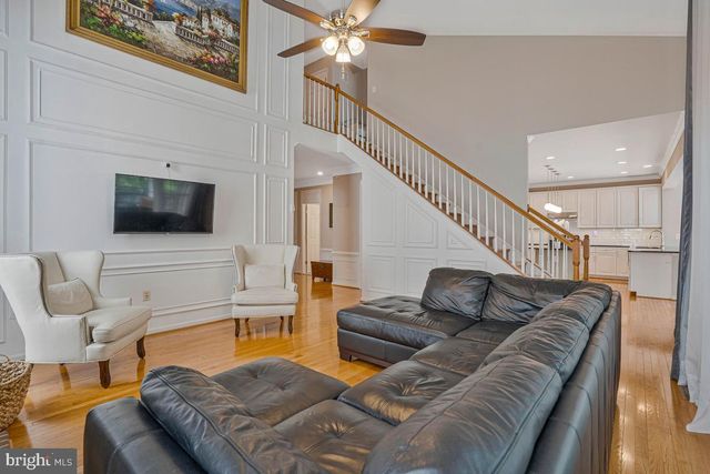 8185 PAPER BIRCH DR, Lorton, VA 22079