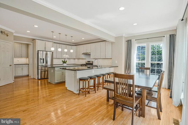 8185 PAPER BIRCH DR, Lorton, VA 22079