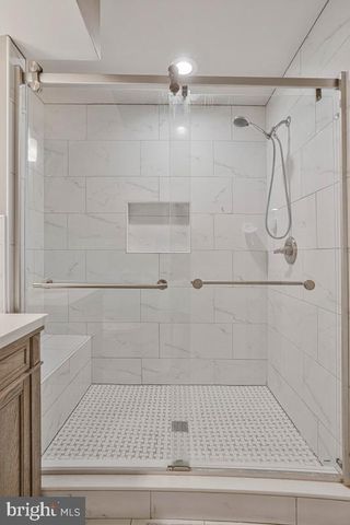 8185 PAPER BIRCH DR, Lorton, VA 22079
