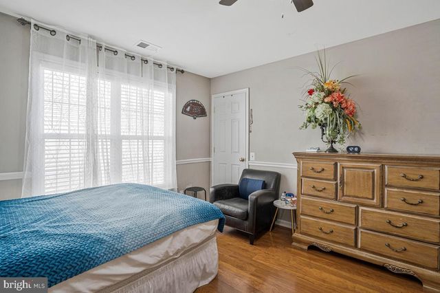 8185 PAPER BIRCH DR, Lorton, VA 22079